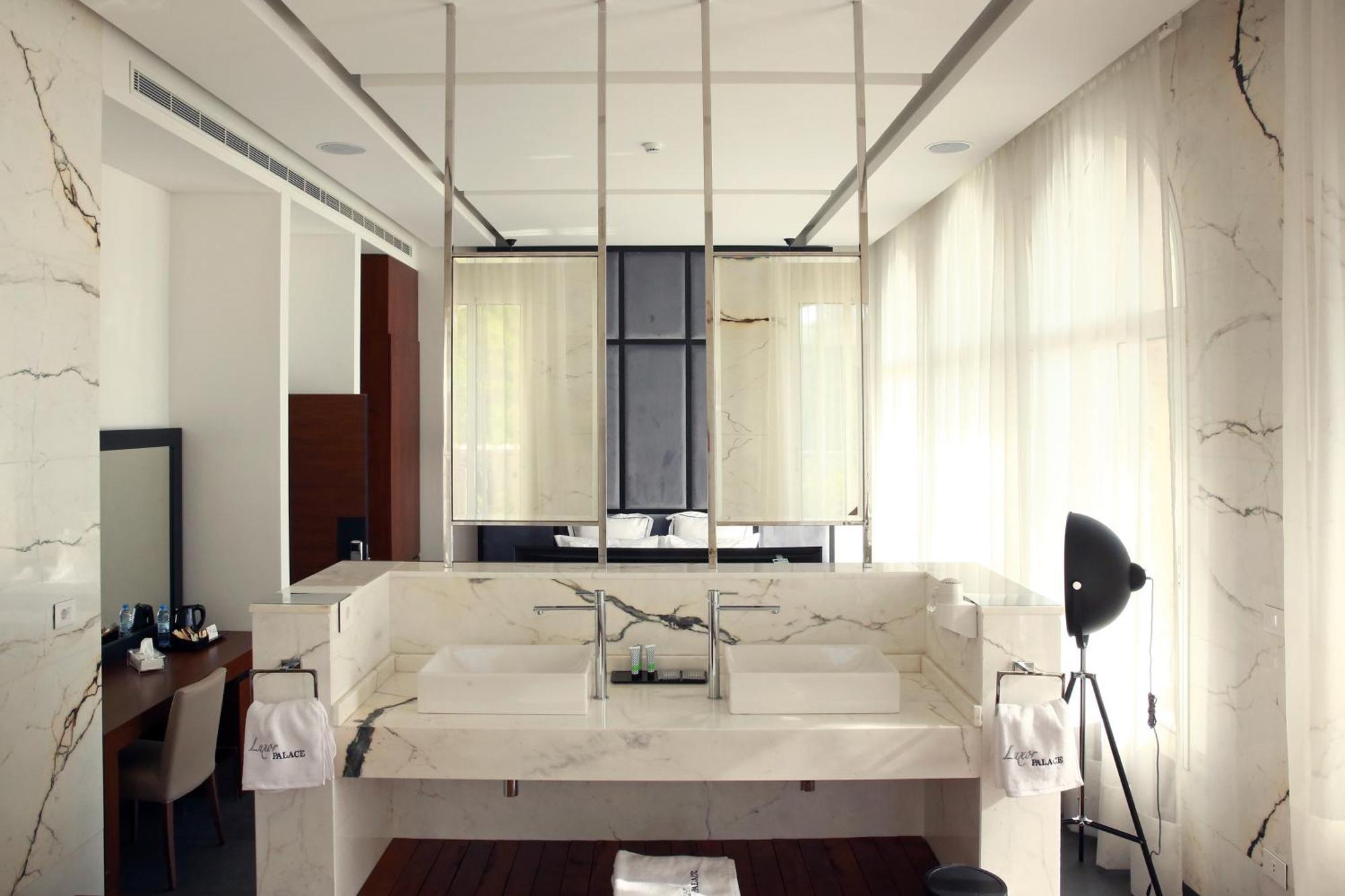 Luxor Hotel Jounieh Room photo