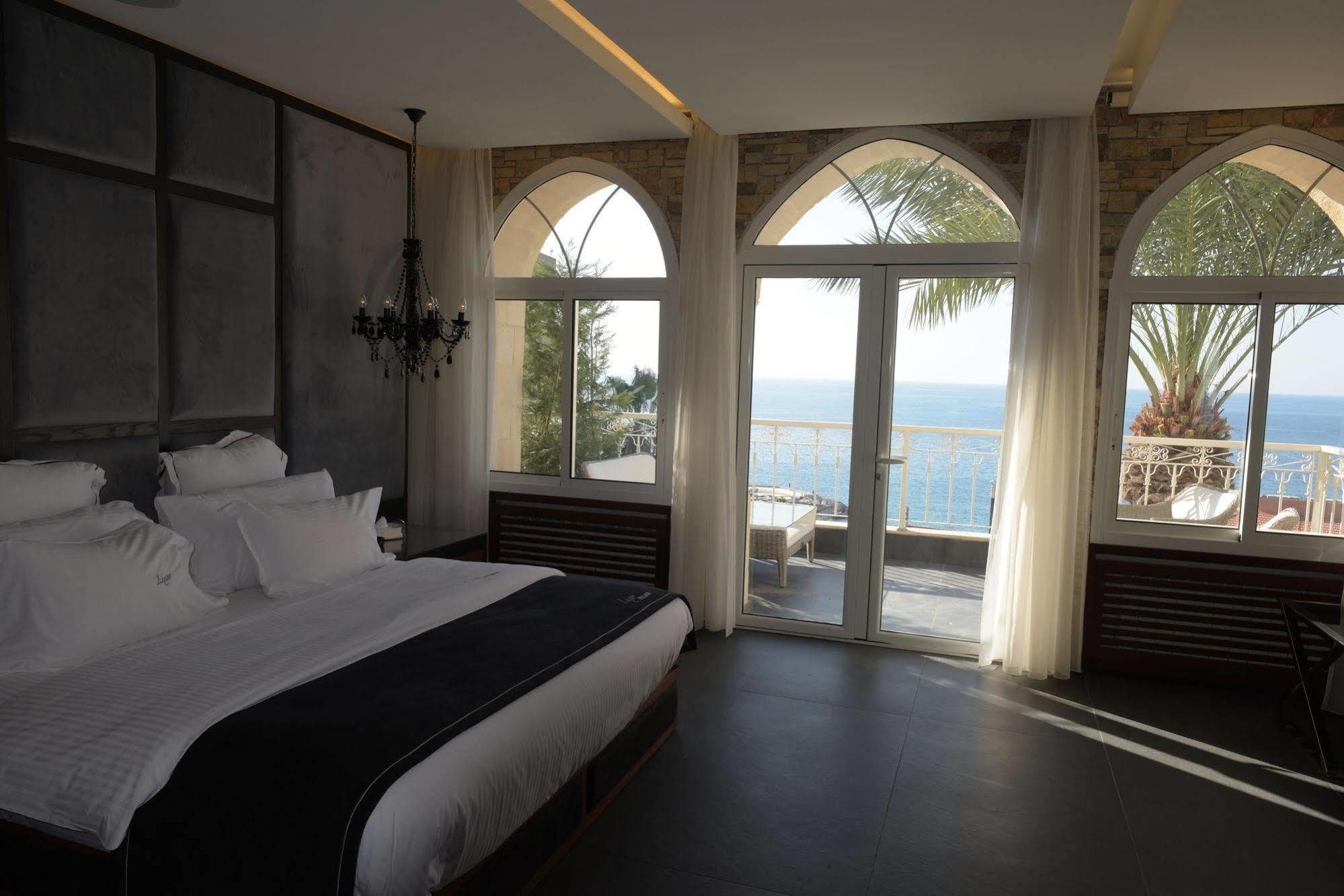 Luxor Hotel Jounieh Exterior photo