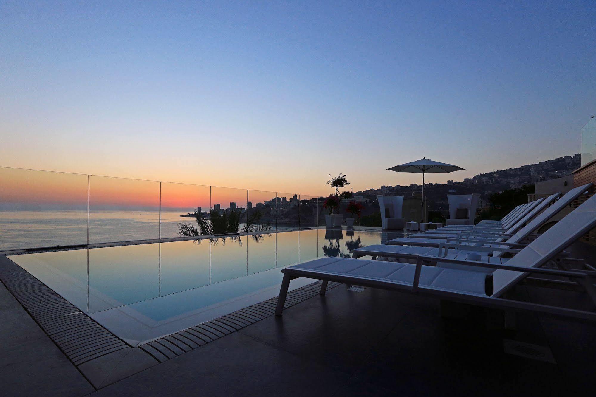 Luxor Hotel Jounieh Exterior photo