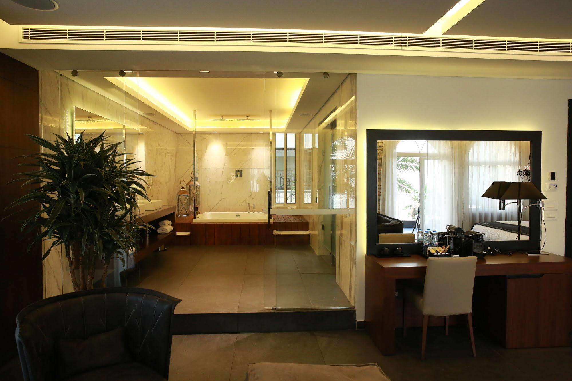 Luxor Hotel Jounieh Exterior photo
