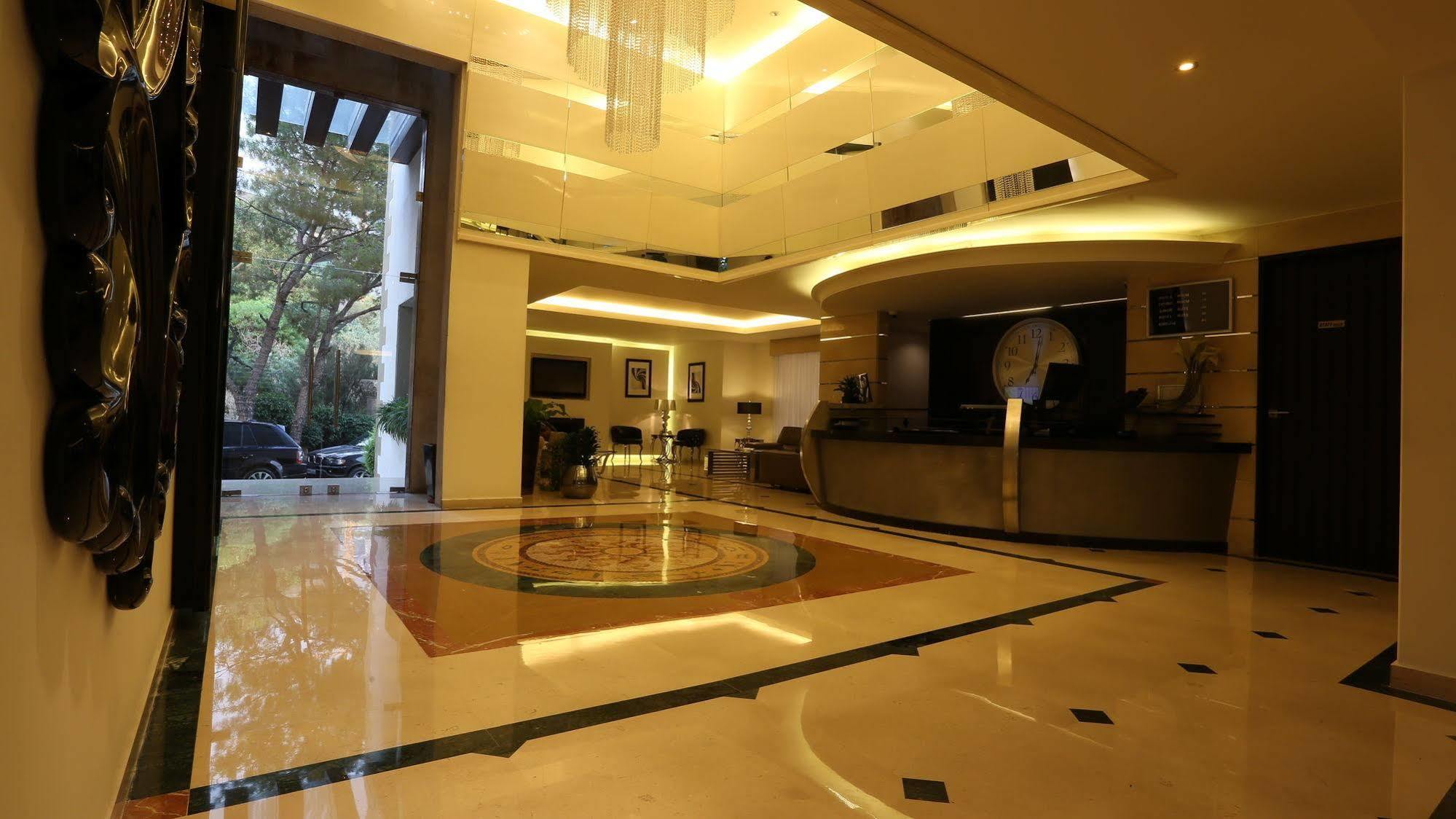 Luxor Hotel Jounieh Exterior photo